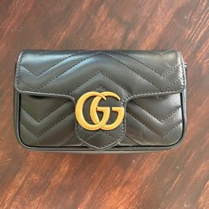 GG Marmont super mini bag